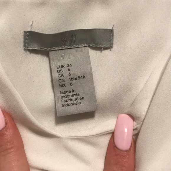 white h & m tank top - Picture 2 of 5